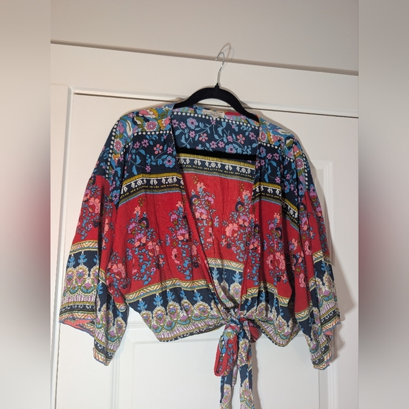 Patrons of Peace Red and Blue Floral Bohemian Wrap Size S - Picture 3 of 8